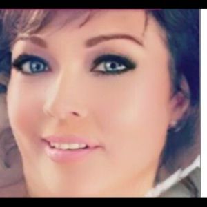 Meet your Posher, Shelby